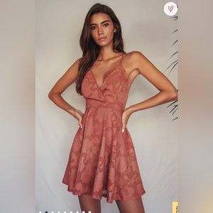 NWT size M  Lulu’s Rose Pink Burnout Floral Skater Dress!